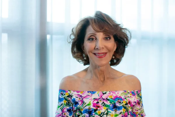 Andrea Martin